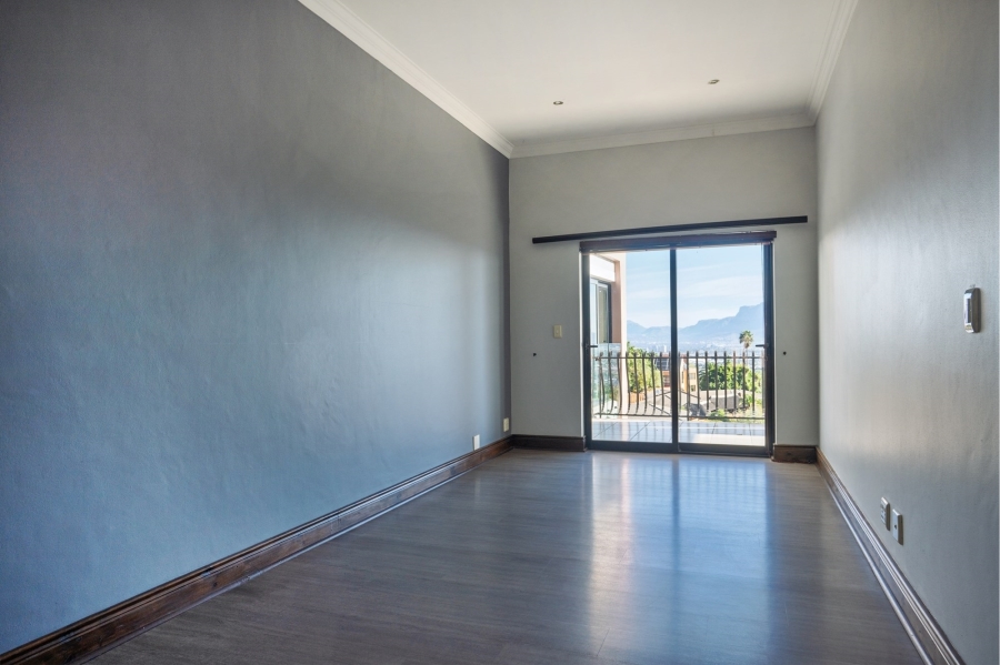 13 Bedroom Property for Sale in Plattekloof 3 Western Cape